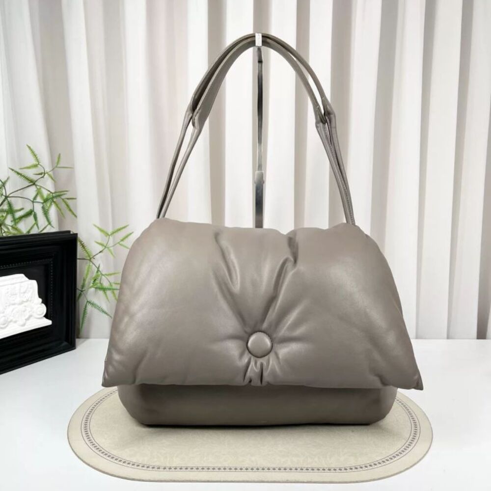 Celine Women Pre-Loved Bag Very Good Condition